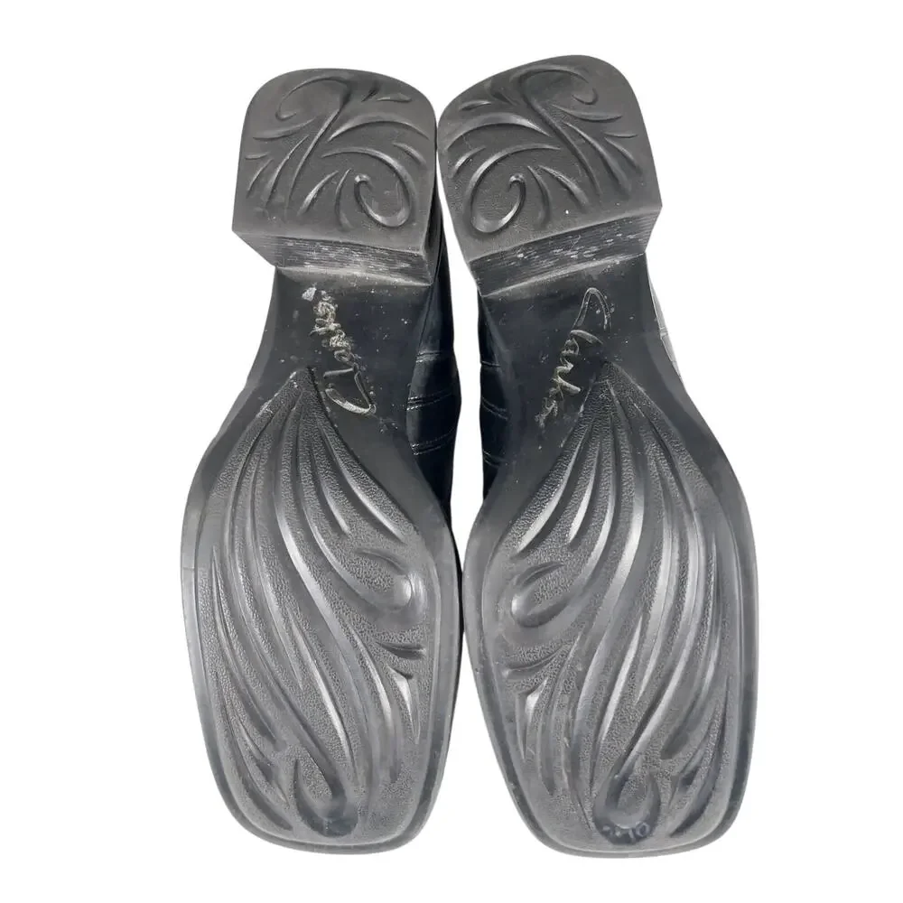 Clarks from come